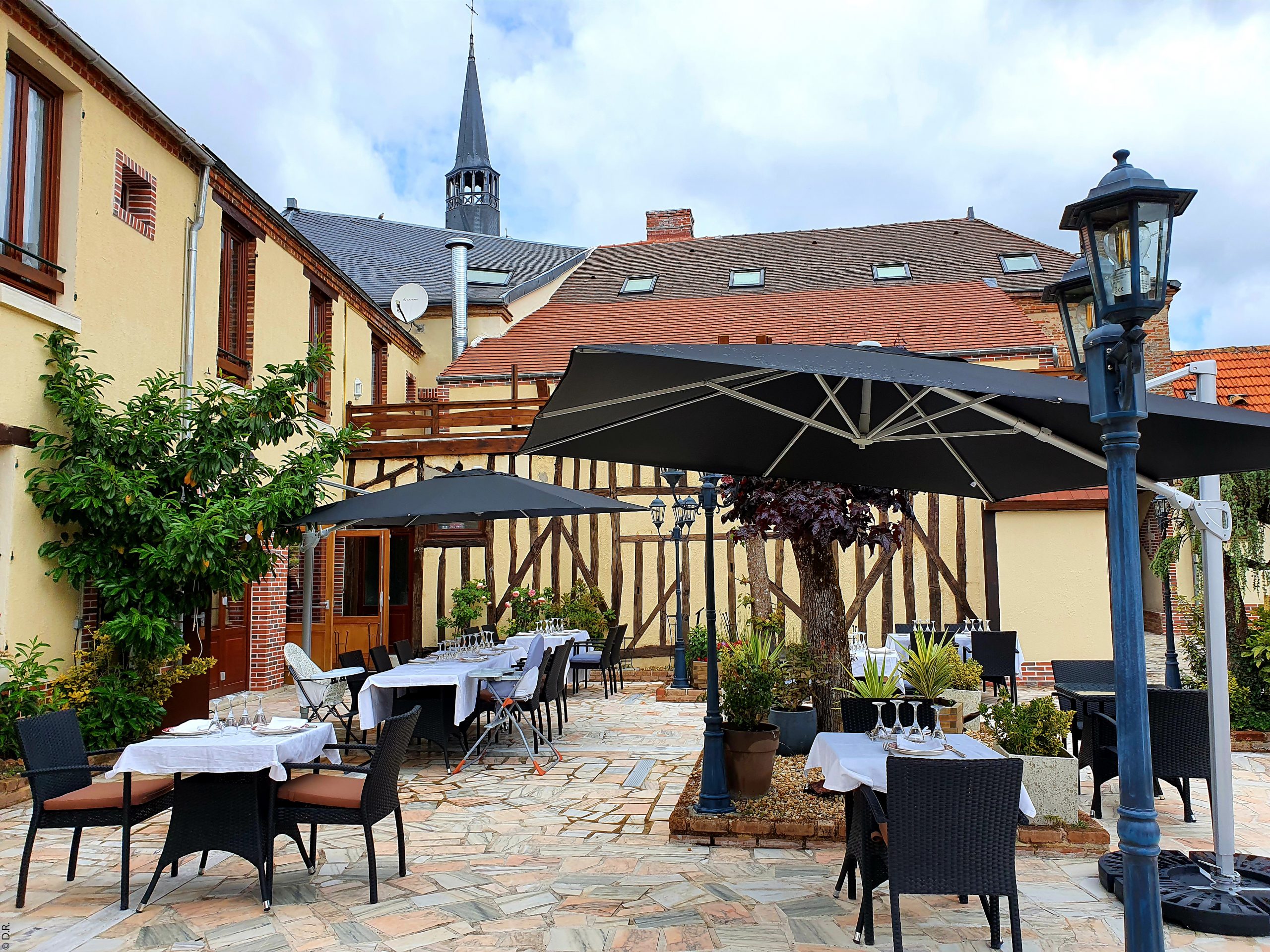 La Croix Blanche de Sologne : Hôtel *** & Restaurant dans un cadre naturel et authentique
