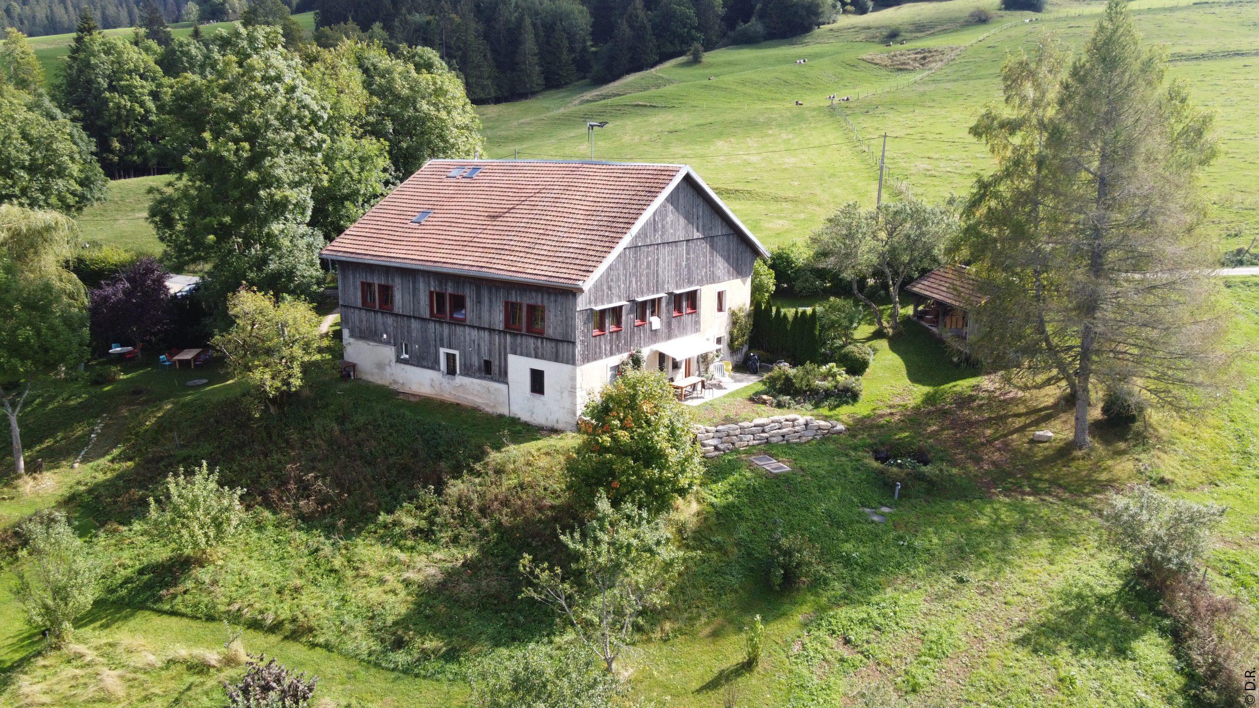 Maison Le Rozet : un écrin de détente en pleine nature dans le Doubs