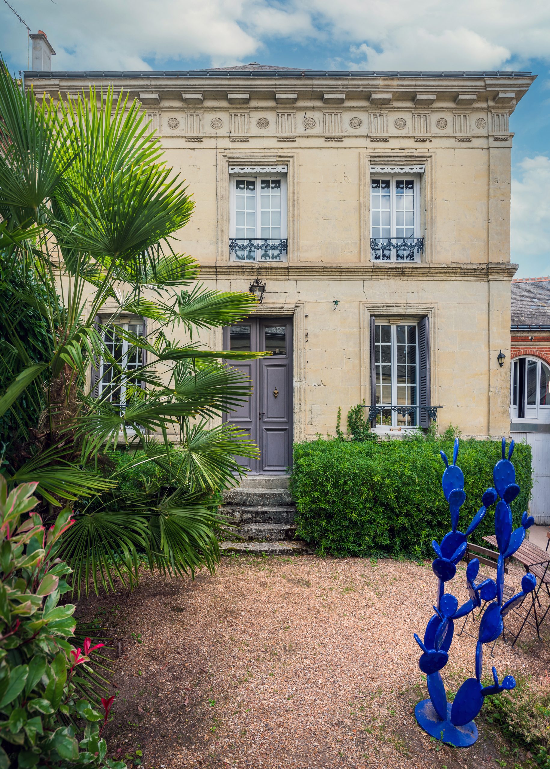 Maison d’hôtes & galerie d’art au cœur des châteaux de la Loire : Un lieu de vie atypique au cœur des châteaux de la Loire